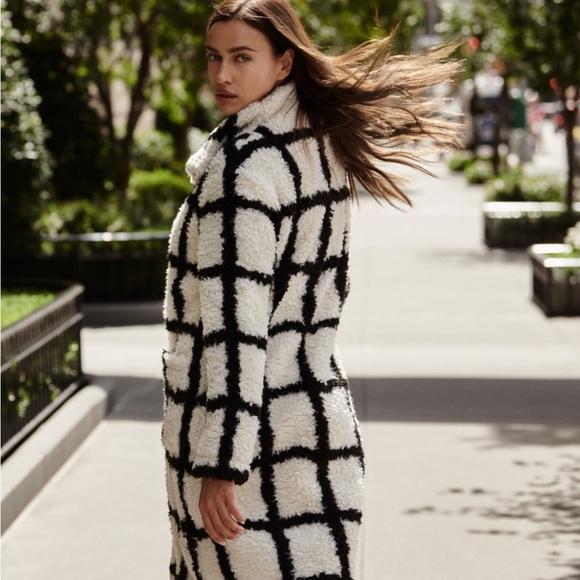 Reformation Black and White Teddy Jackets - Picture 1 of 4